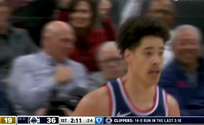 尼德豪泽大帽又暴扣得手，快船轰出一波14-0领先步行者17分